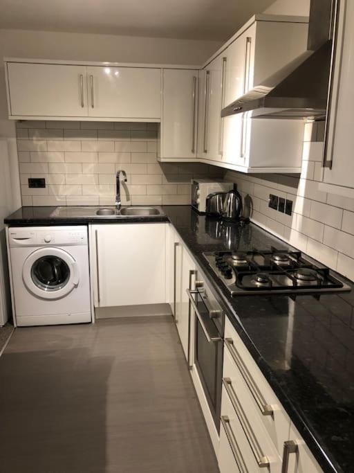 Modern 1 Bedroom Apartment Close To Penzance Town Centre. Esterno foto