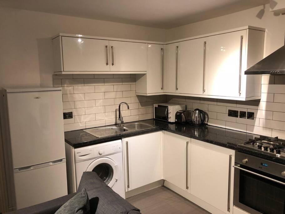 Modern 1 Bedroom Apartment Close To Penzance Town Centre. Esterno foto